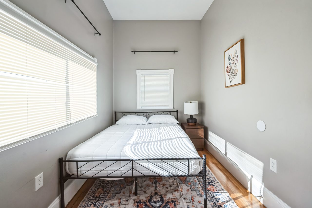 #1813: Allston - Queen Bedroom A - 8
