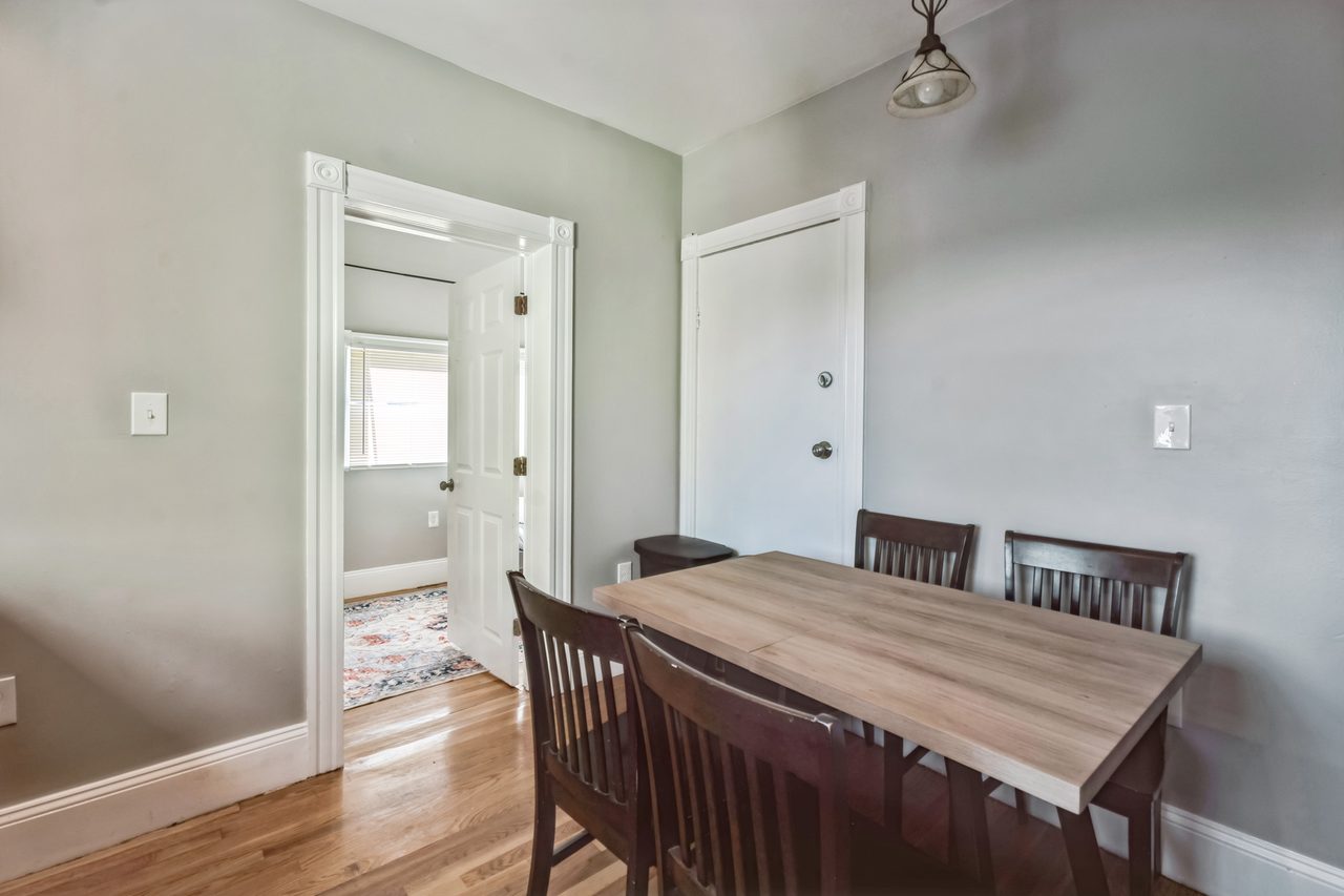  #1813: Allston - Queen Bedroom C  -  #1813: Allston  - Gallery -  4