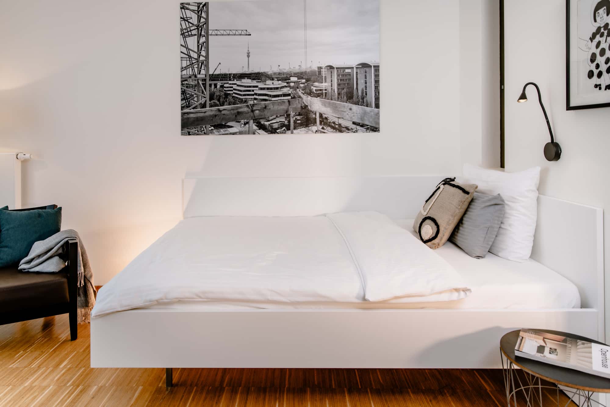  Business Single  -  Business Single  - Gallery -  1