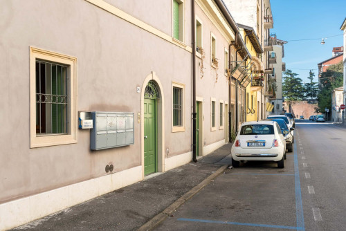 Apartment in Via Angelo Scarsellini, Verona for 85 m² with 2 bedrooms