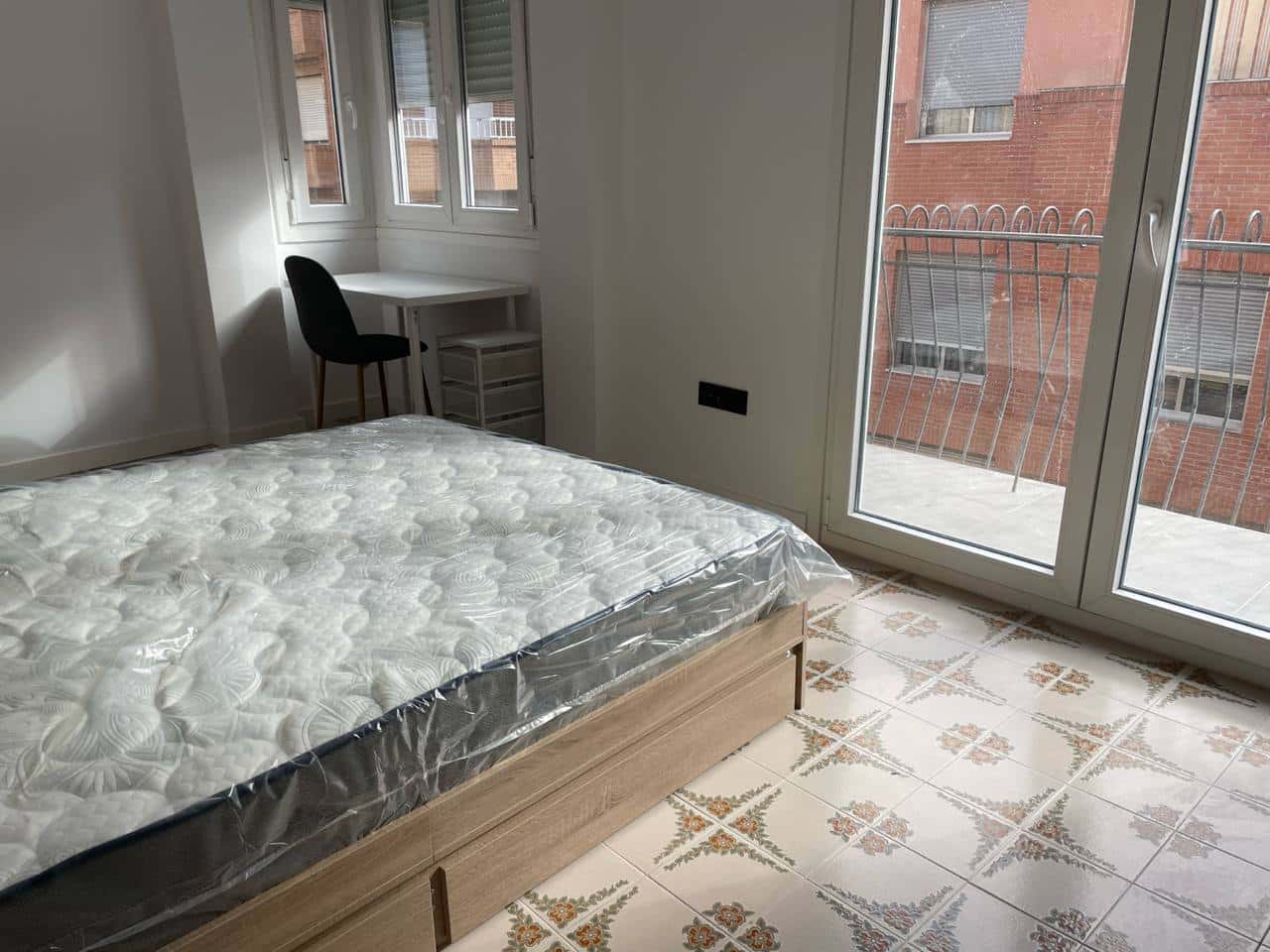 Habitación En Calle De Ramón Y Cajal, Alcantarilla - 1