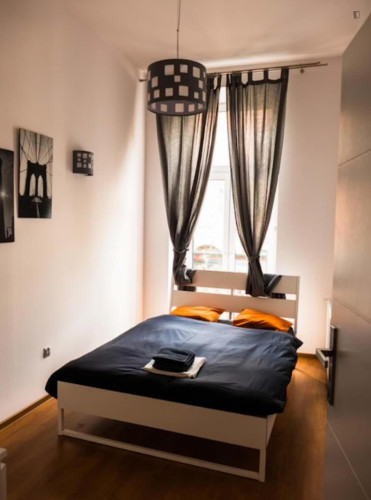 Nice single bedroom in shared flat in Stradom