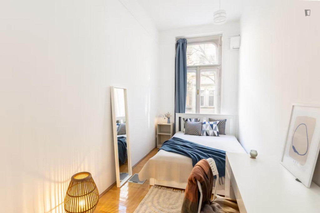 Charming double bedroom in Józsefváros