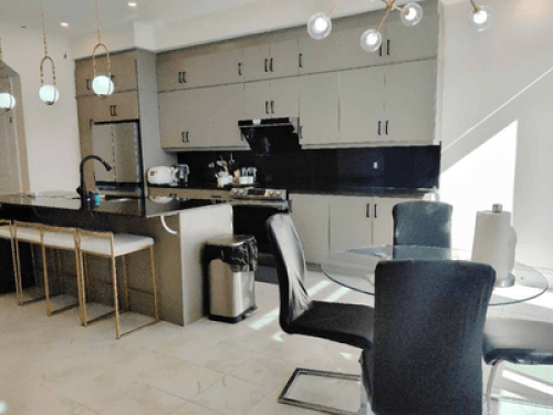 New Modern Private Room in 2nd Floo