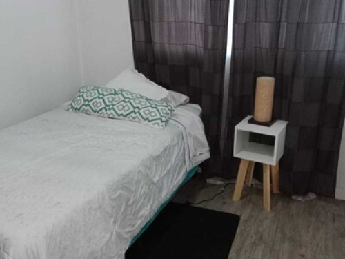 5 minutes from downtown and beach!! - Gallery - 8