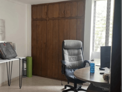 Cozy Room for Female Student or Vis