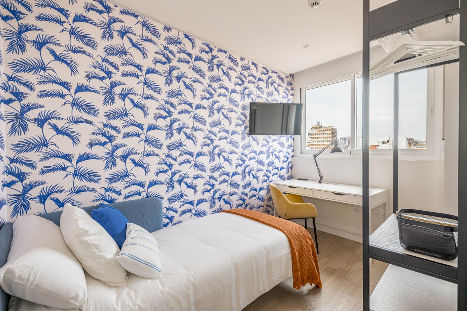  Bedroom For Rent In San Juan 5, Málaga  -  Bedroom for rent in San Juan 5, Málaga  - Gallery -  1