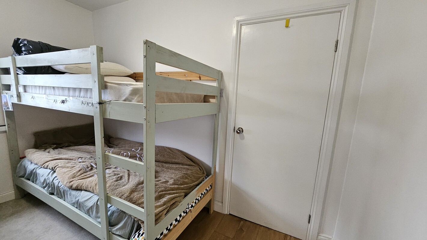 Beautiful Single Room In The Town Centre(Single Bed) - 1