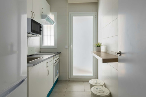 Calle Daoíz ( private bathroom)