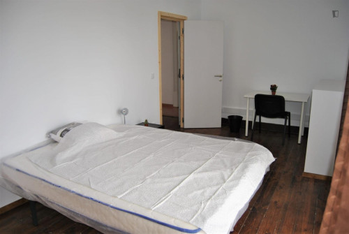 Comfortable single bedroom in the centre of Castelo Branco