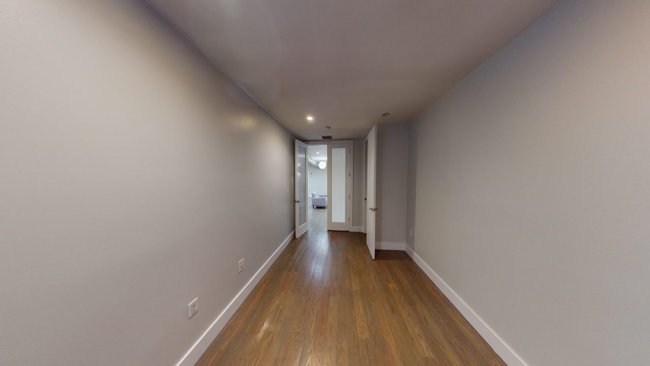 #1820: Flatbush - Full Bedroom B W/ Private Bathroom - #1820: Flatbush - Gallery - 8