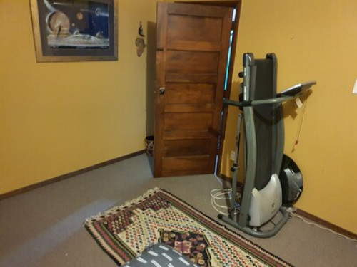 2 bed room available for hosting