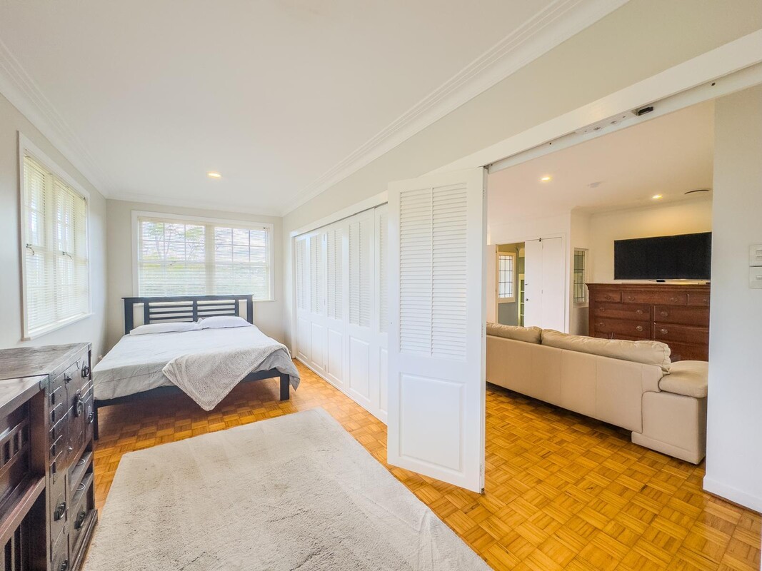 2-Room Mini Apartment, Microwave, Fridge(Single Bed) - 1