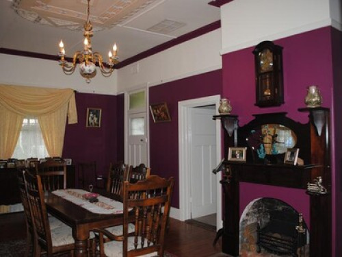 Henty Homestay