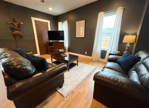 Serene Home With Relaxing Neighborhood Nearby Cane Run Missionary Baptist Church