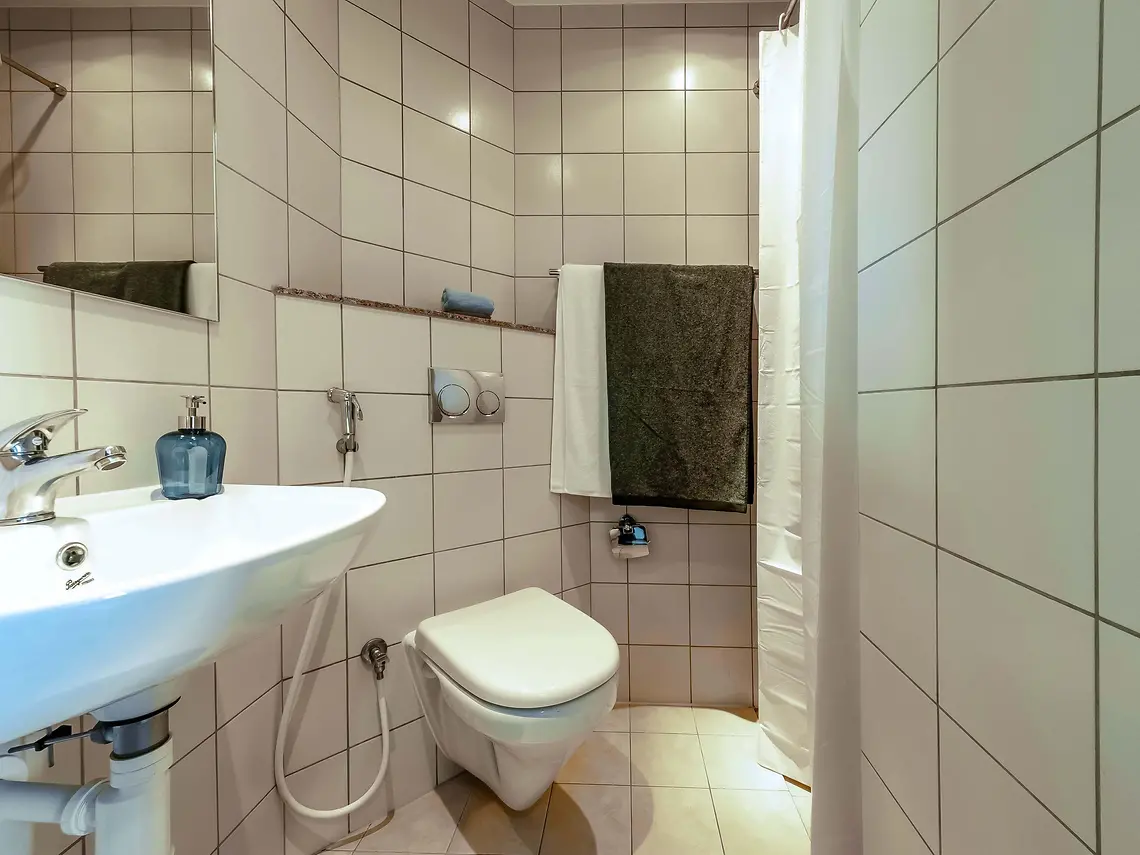  Single Standard Ensuite Room  -  Dubailand  - Gallery -  3