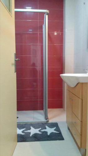 Nice Double Bedroom close to the University of Coimbra - Gallery - 10