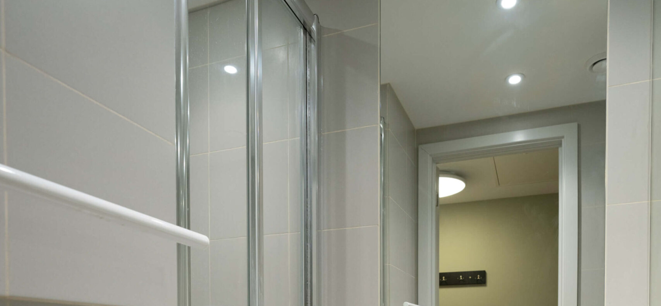  Silver Classic  -  Portchester House  - Gallery -  8