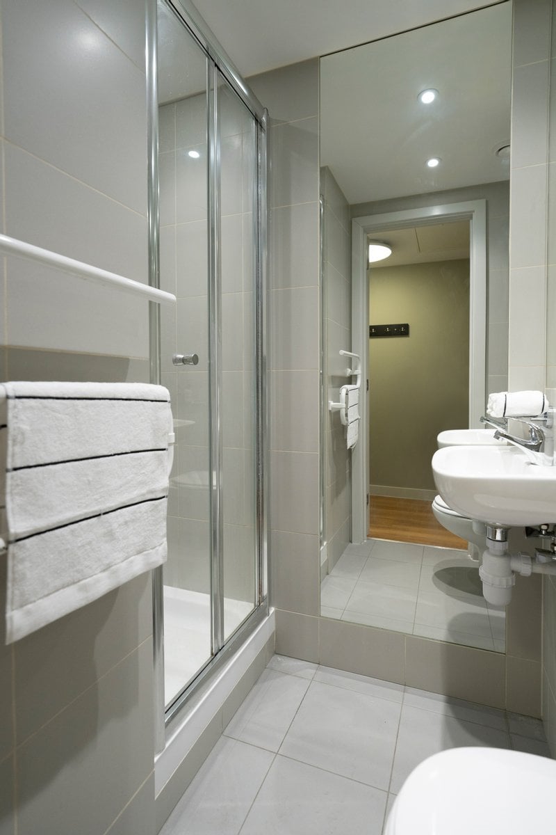  Bronze Classic  -  Portchester House  - Gallery -  4