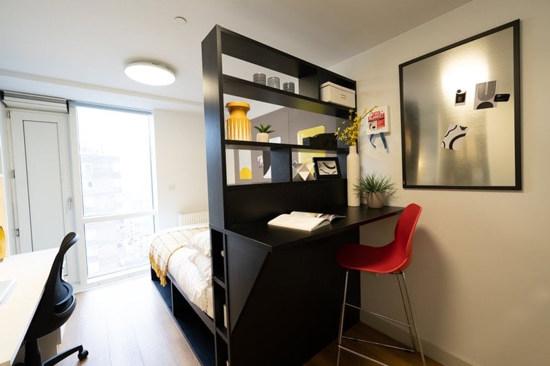  Bronze Classic  -  Portchester House  - Gallery -  3