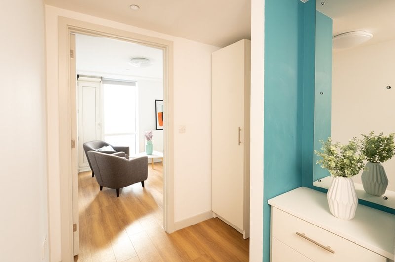  Silver Supreme  -  Portchester House  - Gallery -  6