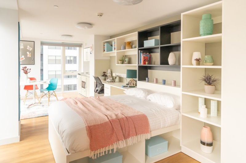  Silver Supreme  -  Portchester House  - Gallery -  2