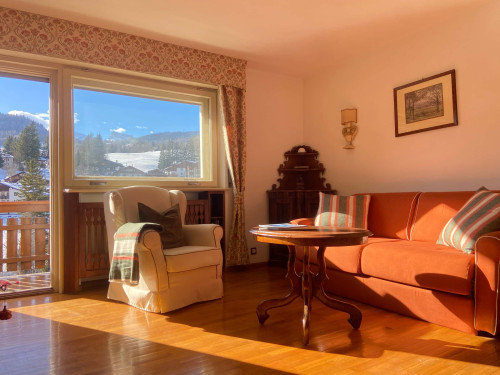 CORTINA - Via Cesare Battisti