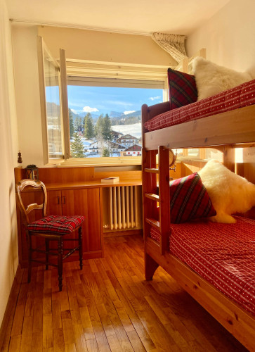 CORTINA - Via Cesare Battisti