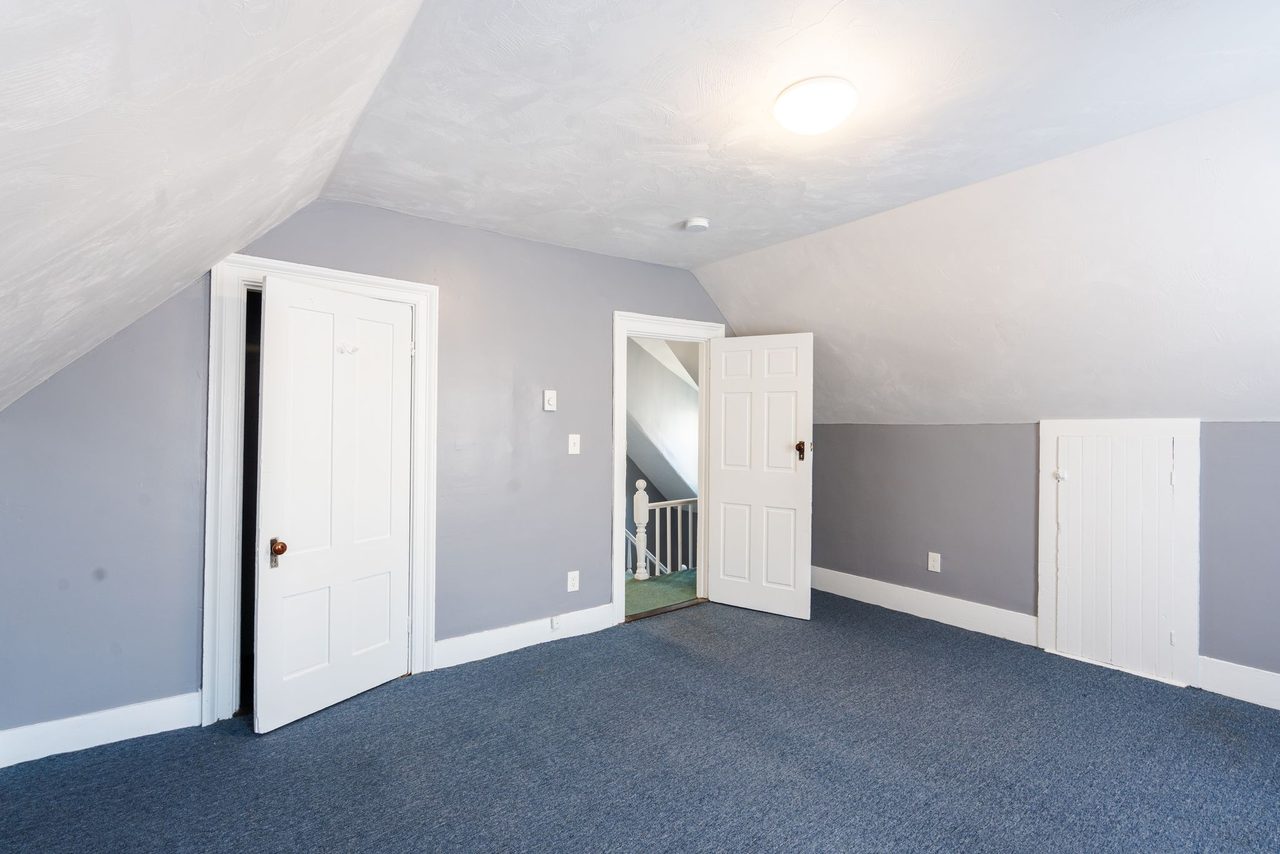 #1815: Somerville - Queen Bedroom D - 12
