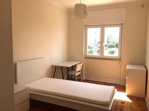 Profound Single Bedroom close to Instituto Politécnico De Santarém