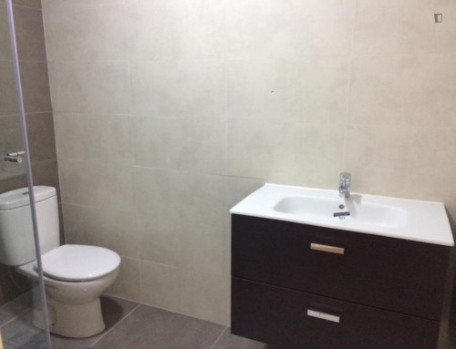 Profound Single Bedroom close to Instituto Politécnico De Santarém