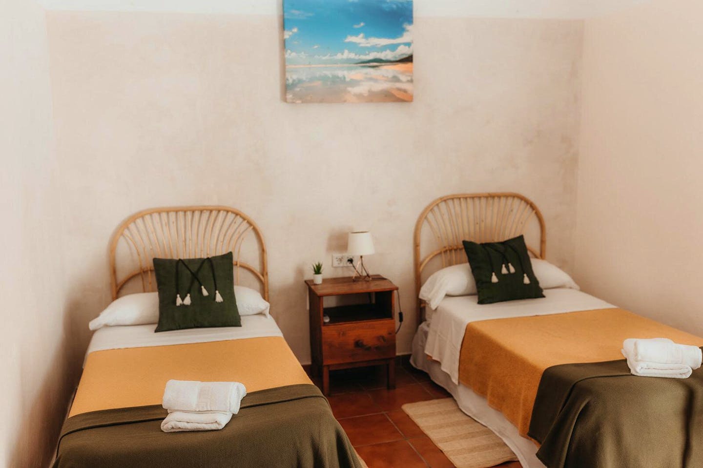 Private Premium Double - Vibrant Coastal Coliving in Historic Tarifa Old Town with Rooftop Terrace and Community Events - Gallery - 24