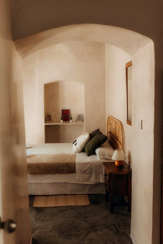 Private Premium Double - Vibrant Coastal Coliving in Historic Tarifa Old Town with Rooftop Terrace and Community Events - Gallery - 19