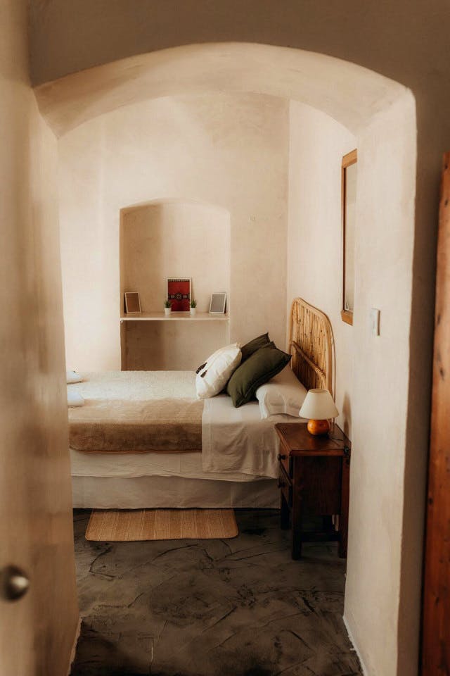 Private Premium Double - Vibrant Coastal Coliving in Historic Tarifa Old Town with Rooftop Terrace and Community Events - Gallery - 20