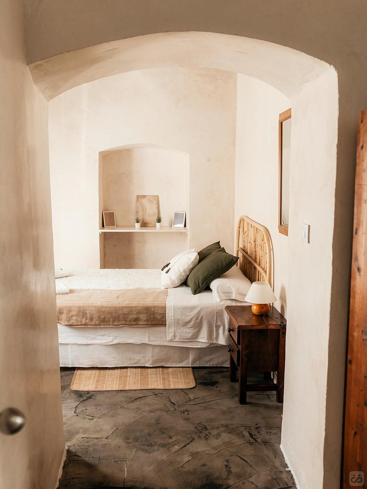 Private Premium Double - Vibrant Coastal Coliving in Historic Tarifa Old Town with Rooftop Terrace and Community Events - Gallery - 28