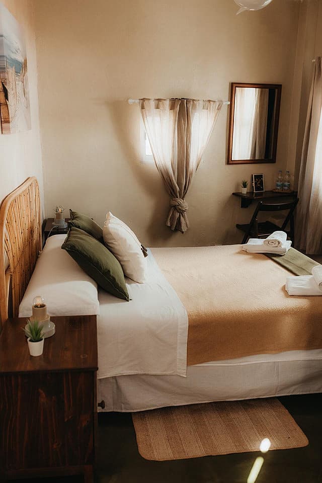 Private Superior Double - Vibrant Coastal Coliving in Historic Tarifa Old Town with Rooftop Terrace and Community Events - Gallery - 6