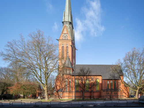 Cozy Bright Apt w/ City Views near Christuskirche Metro Station