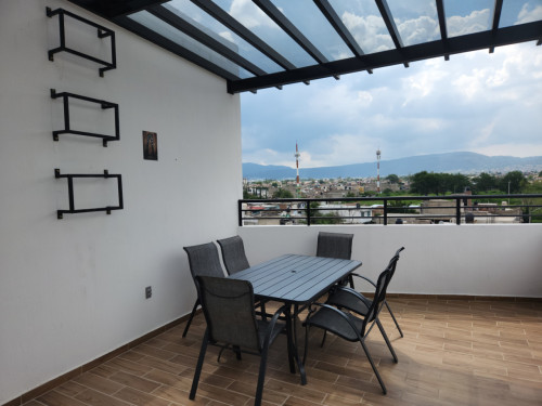 Building close to universities in Tepeyac