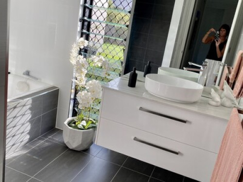 Jo Jo’s Private room & Ensuite  - Gallery -  5