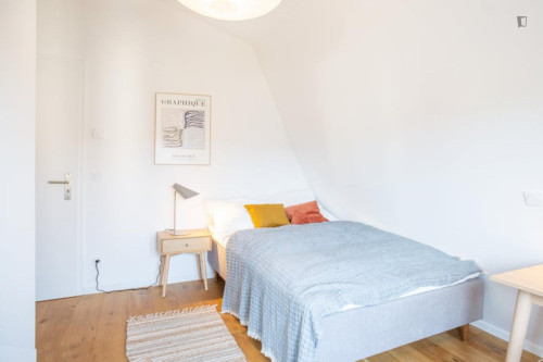 Stylish 2-bedroom flat in well-connected Berlin-Mitte  - Gallery -  5