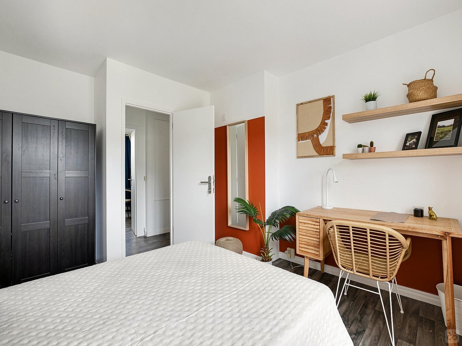 Characterful 13 M² Room - 10