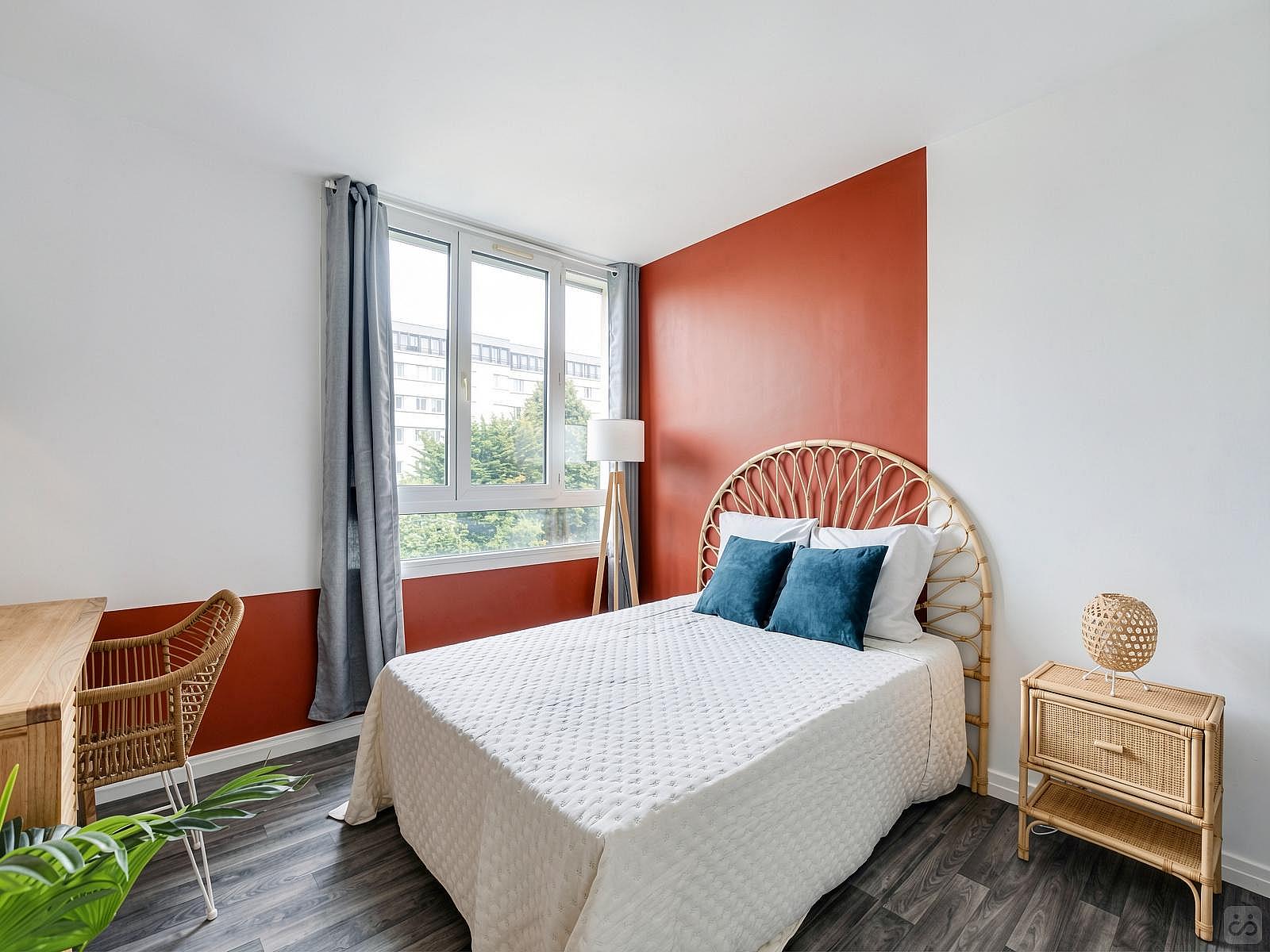 Characterful 13 M² Room - 8
