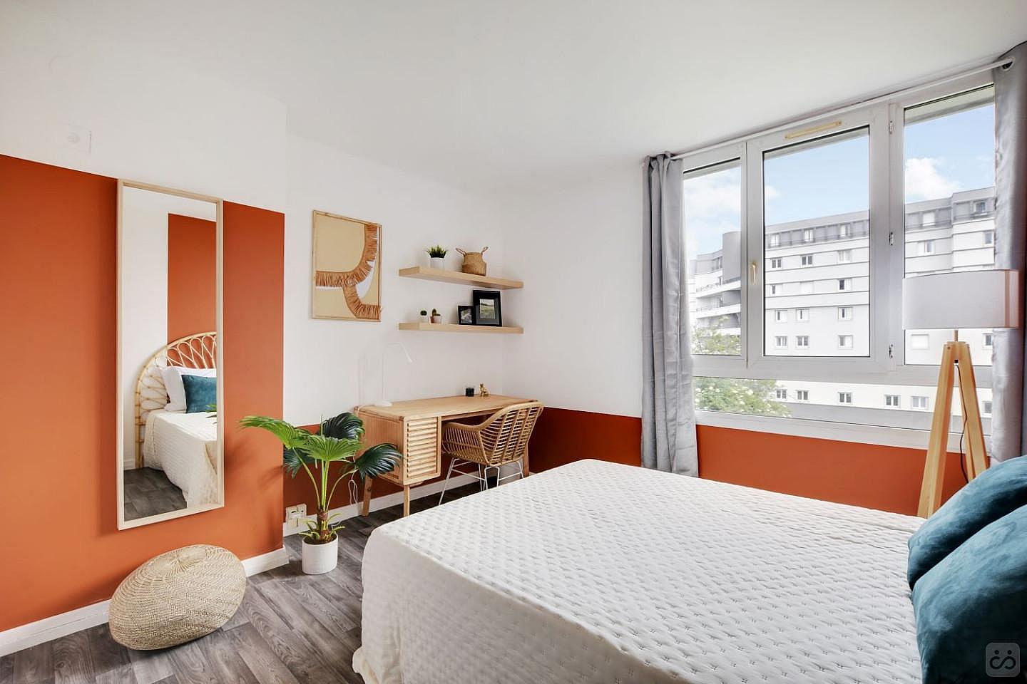 Characterful 13 M² Room - 11