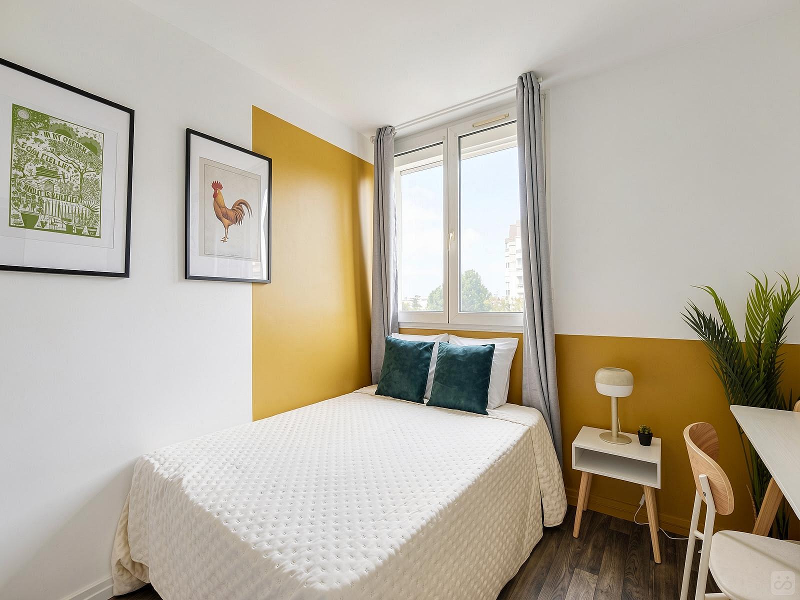 10 M² Room - 6