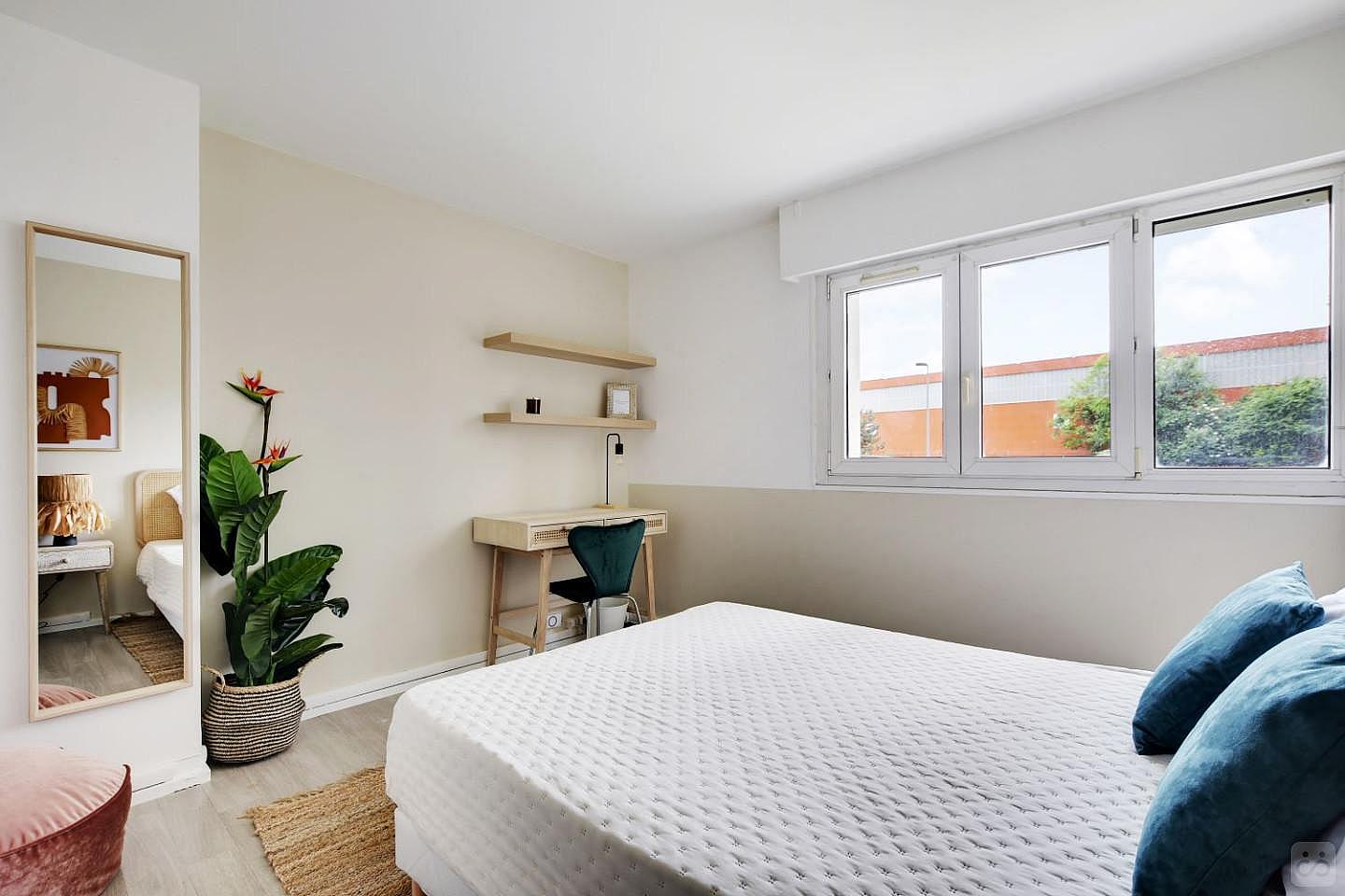 Natural 12 M² Room - 9