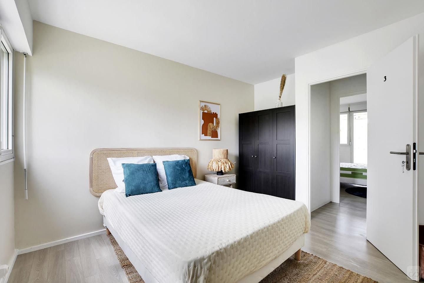 Natural 12 M² Room - 12