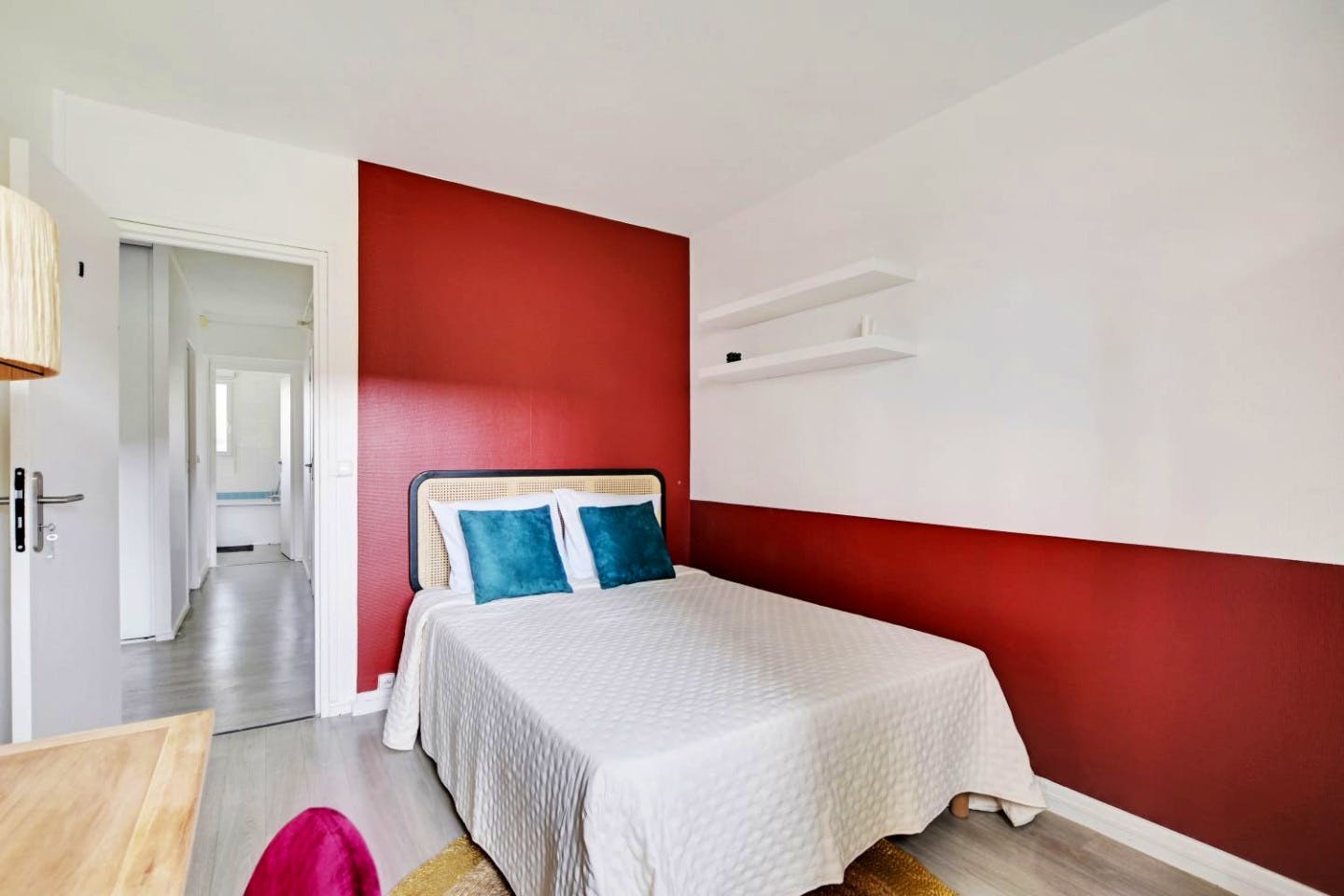 Contemporary 13 M² Room - 3