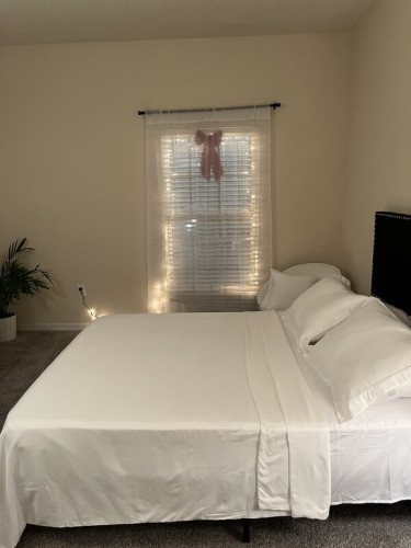 Private guest room & Private BathR