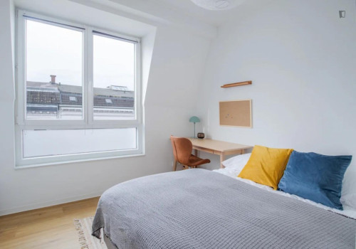 Tasteful double bedroom in Schlump