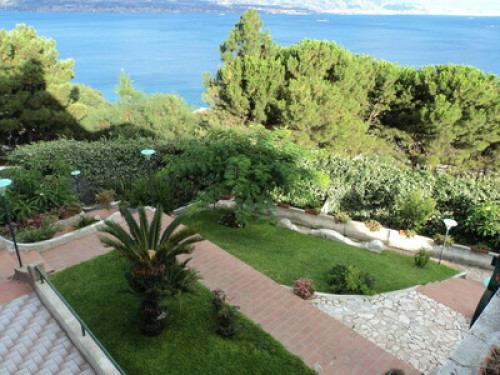 Holiday in Messina 